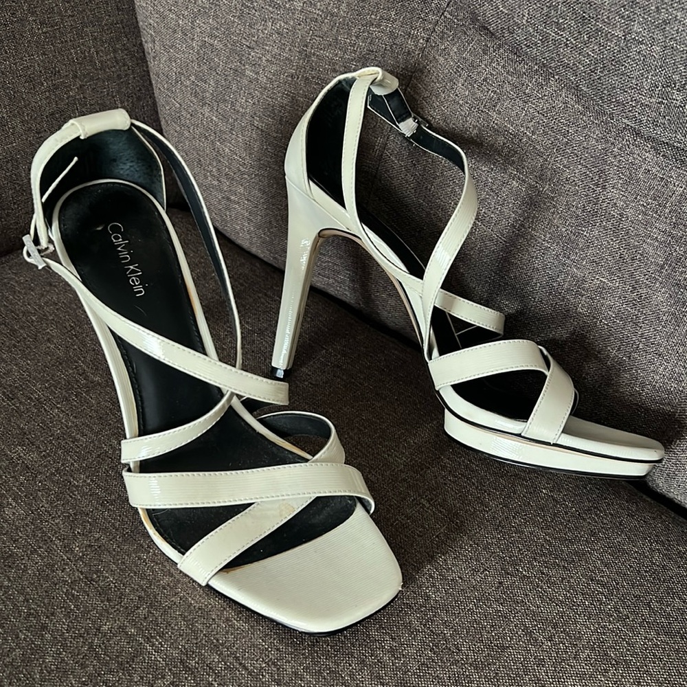 CALVIN KLEIN VONNIE STRAPPY HEELS